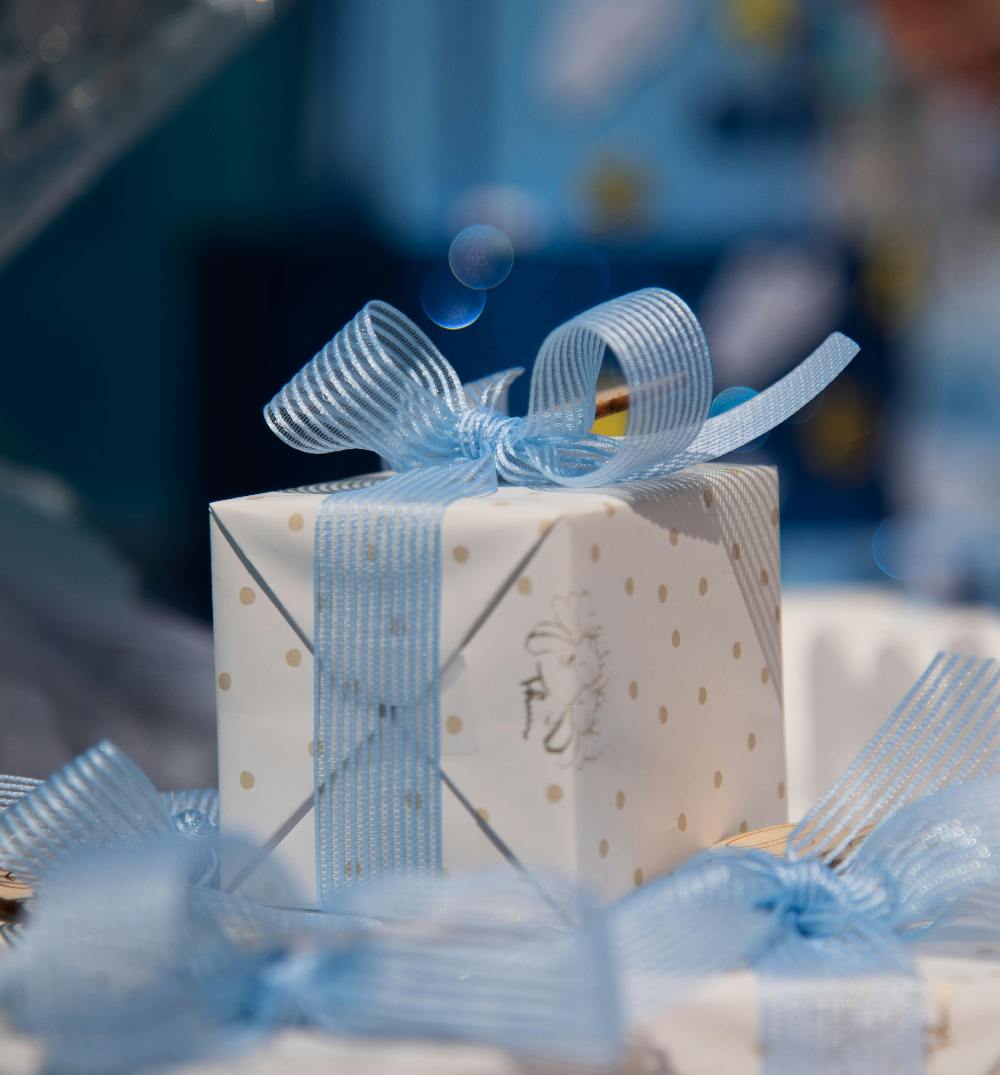 Kopf-Nacken-Geichtsmassage